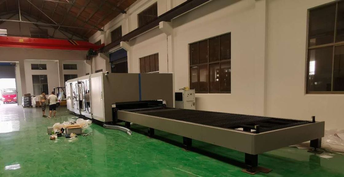 IPG 20mm CNC برش فلز 8025 دستگاه برش لیزری برای ورق های فولادی