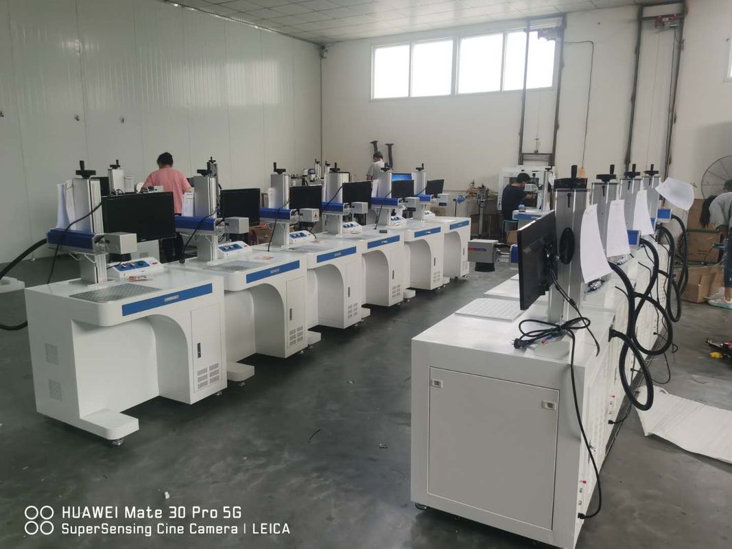 دستگاه های مارک لیزر فلزی 30W 60khz ، دستگاه مارک لیزر برای پلاستیک