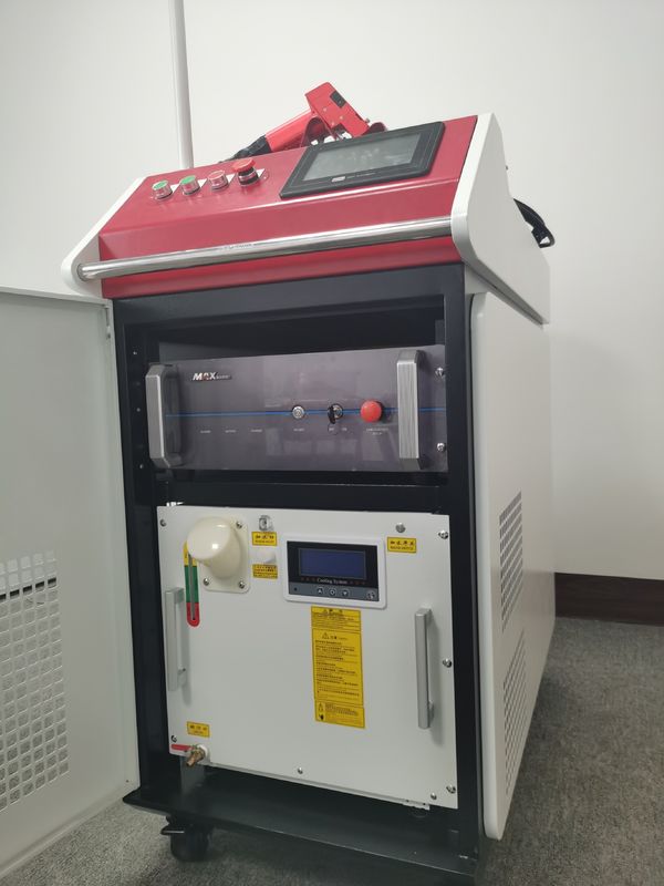 جوشکار لیزری دستی JPT 1500W 2000W قابل انعطاف برای مواد فلزی