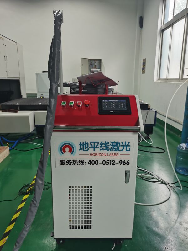 علامت گذاری دقیق دستگاه جوش لیزر قابل حمل 1060nm 30W
